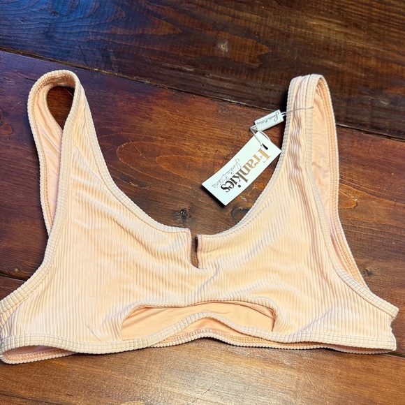 Frankie's Bikinis Light Peach Ribbed Cole Top Size XL - Picture 1 of 4